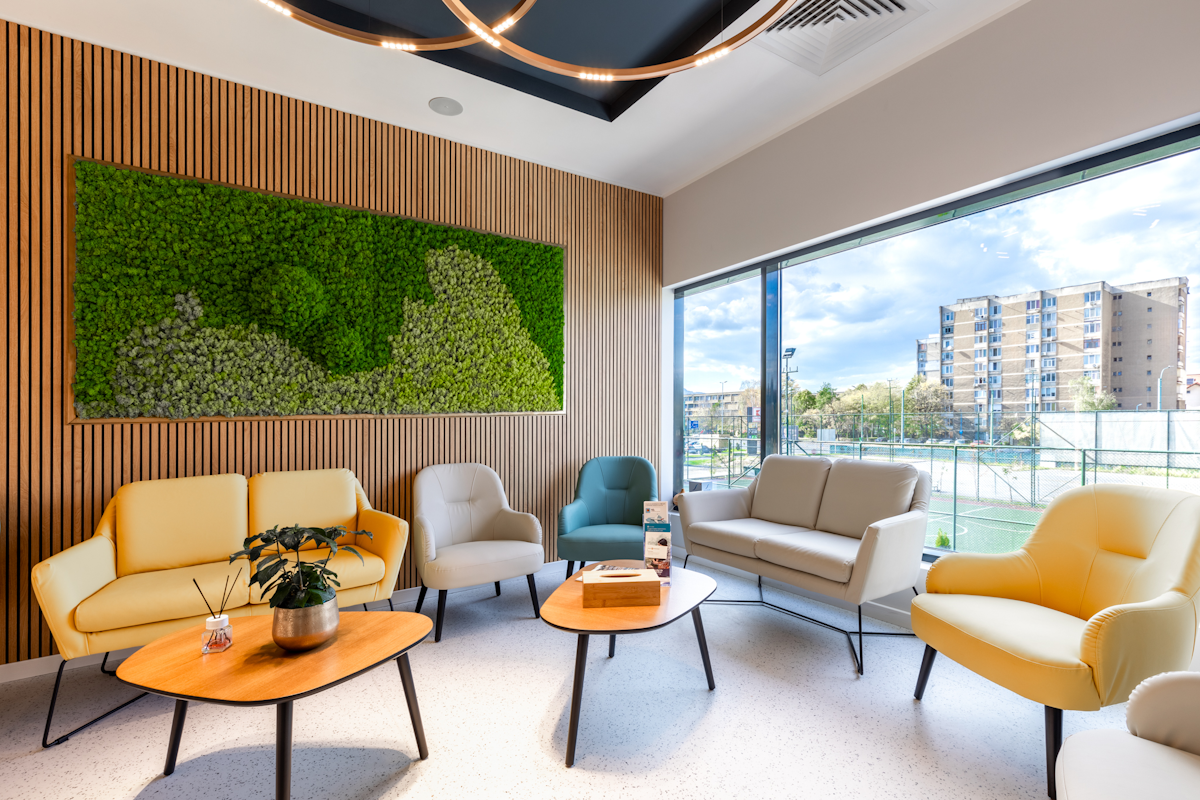 Dental Elite Coresi - Clinică stomatologică și implantologie
