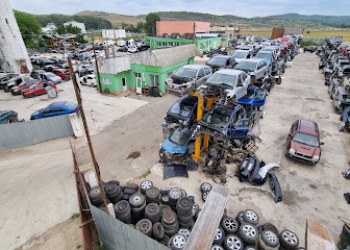 Lux Dezmembrari Auto