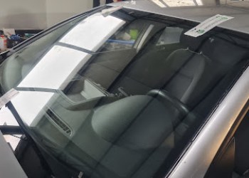 AutoZen - Parbrize, Folii Solare, Polish & Detailing Auto