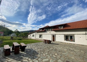 Pensiunea Florina “Casa departe de casă”