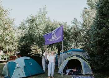 Secret Garden (camping)