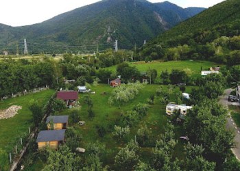 Retezat Retreat Camping